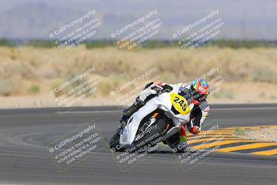 media/Sep-25-2022-CVMA (Sun) [[ee08ed6642]]/Race 6 Amateur Supersport Open/